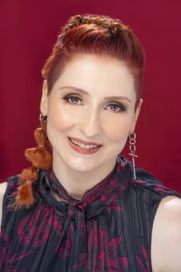 Lesley Carhart